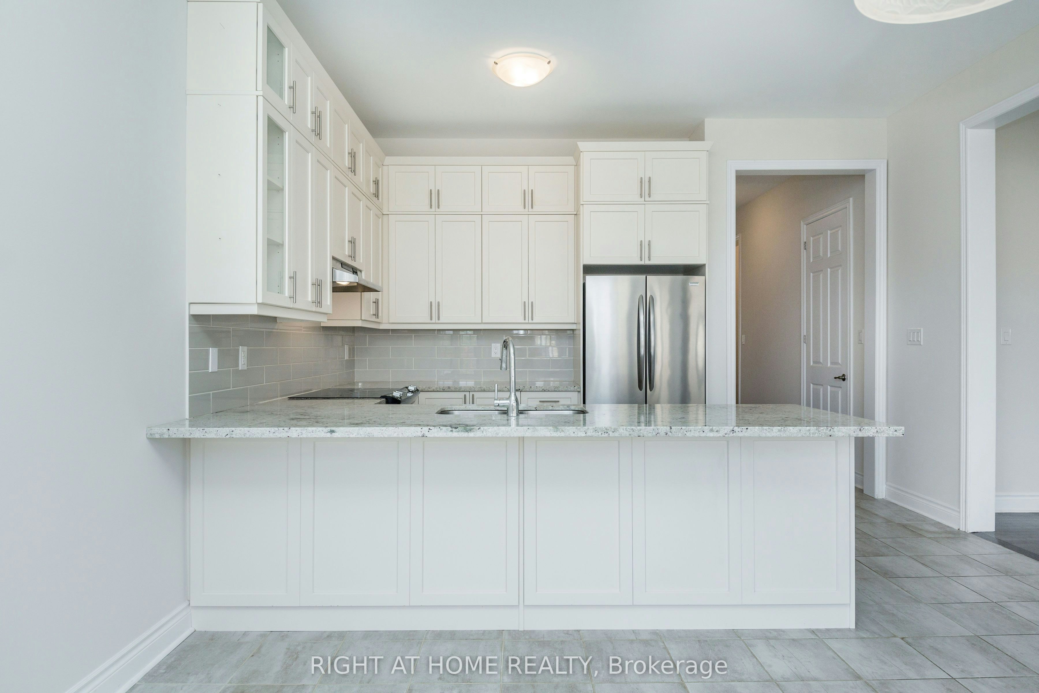8 Monarch Drive, Halton Hills, ON, L7G 0H9 - 17