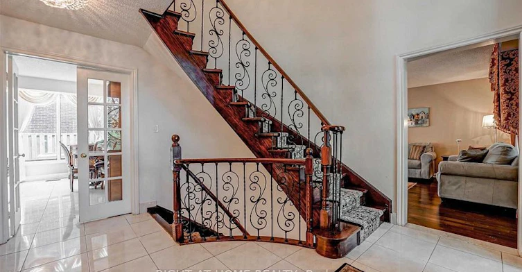 4326 Bridlepath Trail, Mississauga, ON, L5L 3K4 - 6