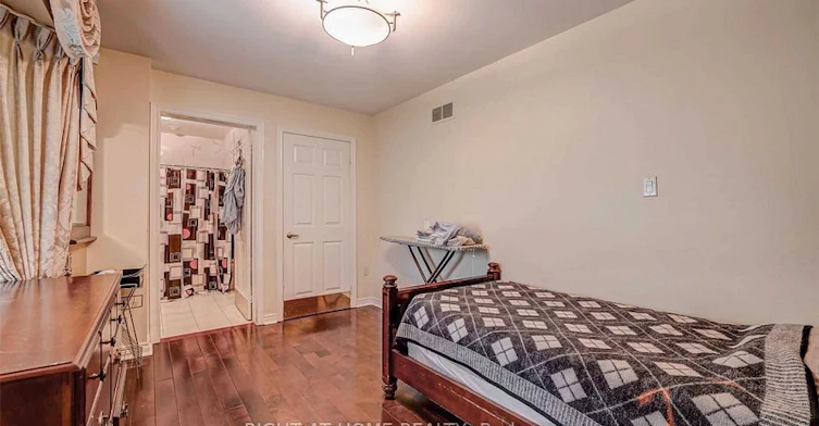 4326 Bridlepath Trail, Mississauga, ON, L5L 3K4 - 15