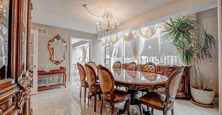 4326 Bridlepath Trail, Mississauga, ON, L5L 3K4 - 9