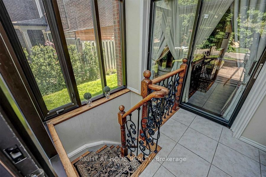4326 Bridlepath Trail, Mississauga, ON, L5L 3K4 - 37
