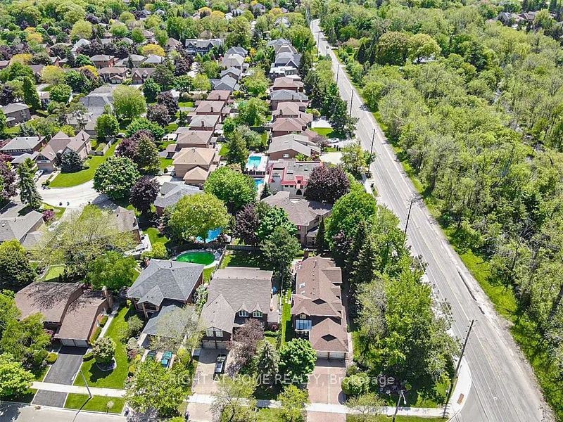 4326 Bridlepath Trail, Mississauga, ON, L5L 3K4 - 42