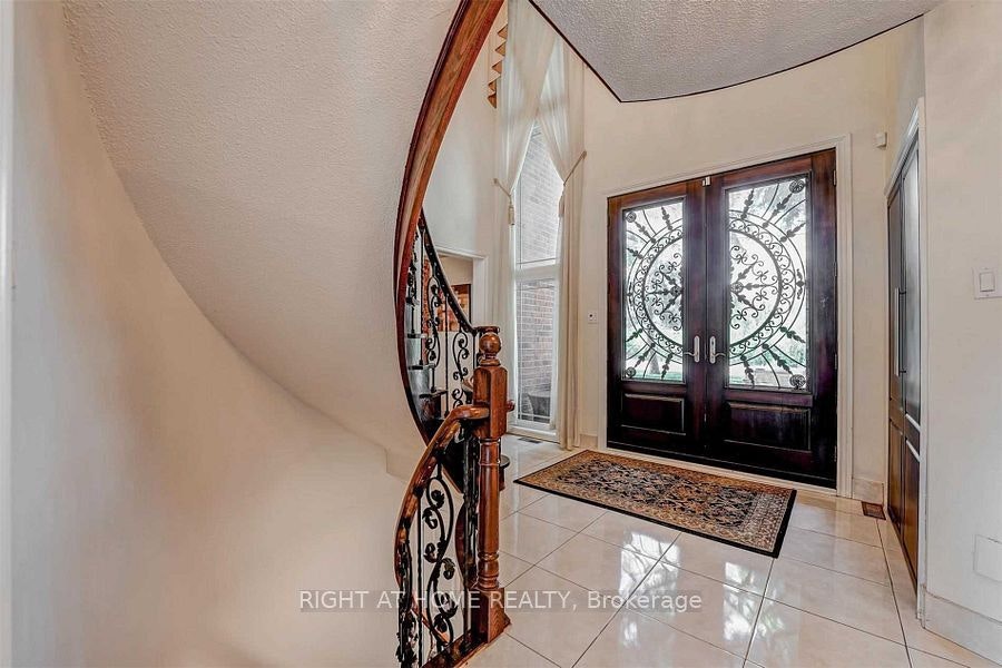 4326 Bridlepath Trail, Mississauga, ON, L5L 3K4 - 5