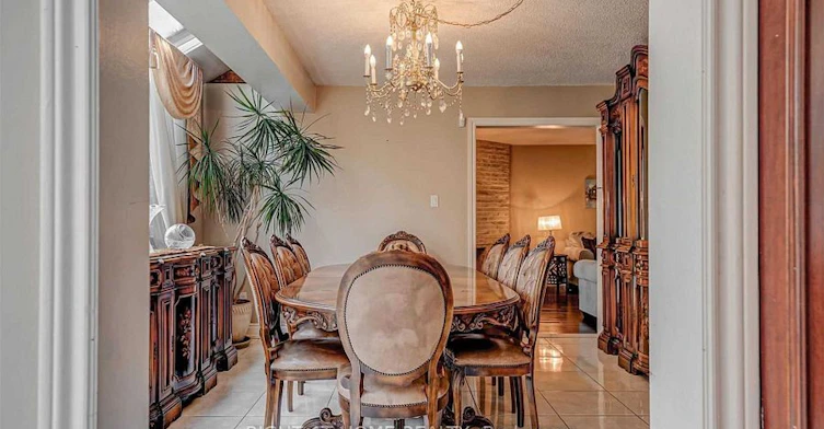 4326 Bridlepath Trail, Mississauga, ON, L5L 3K4 - 10