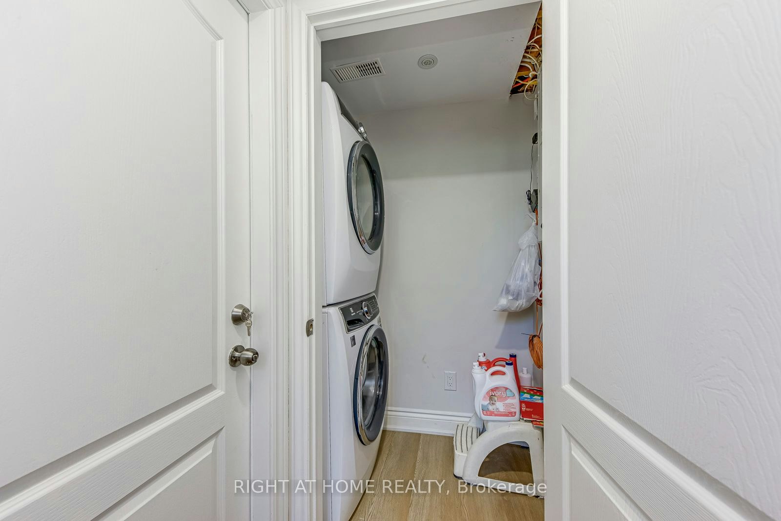 Main-4004 Midhurst Lane, Mississauga, ON, L4Z 1C7 - 23