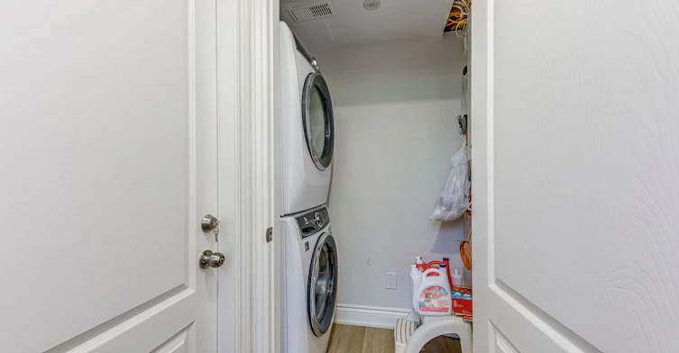 Main-4004 Midhurst Lane, Mississauga, ON, L4Z 1C7 - 23