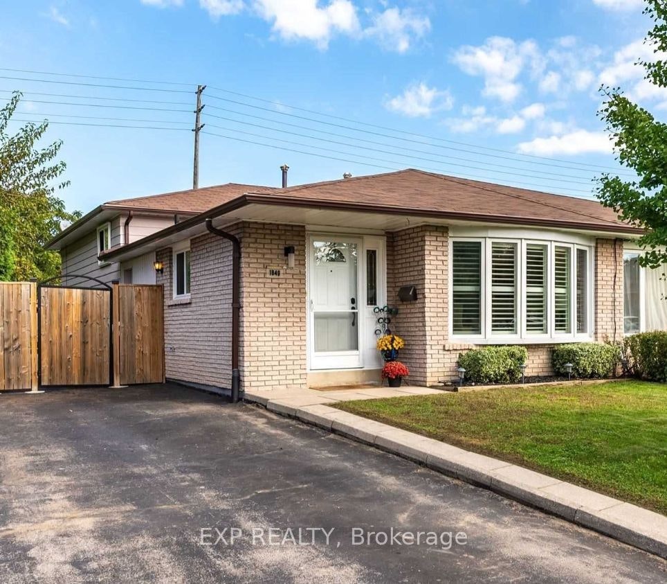 1849 Bonnymede Drive, Mississauga, ON, L5J 1E2