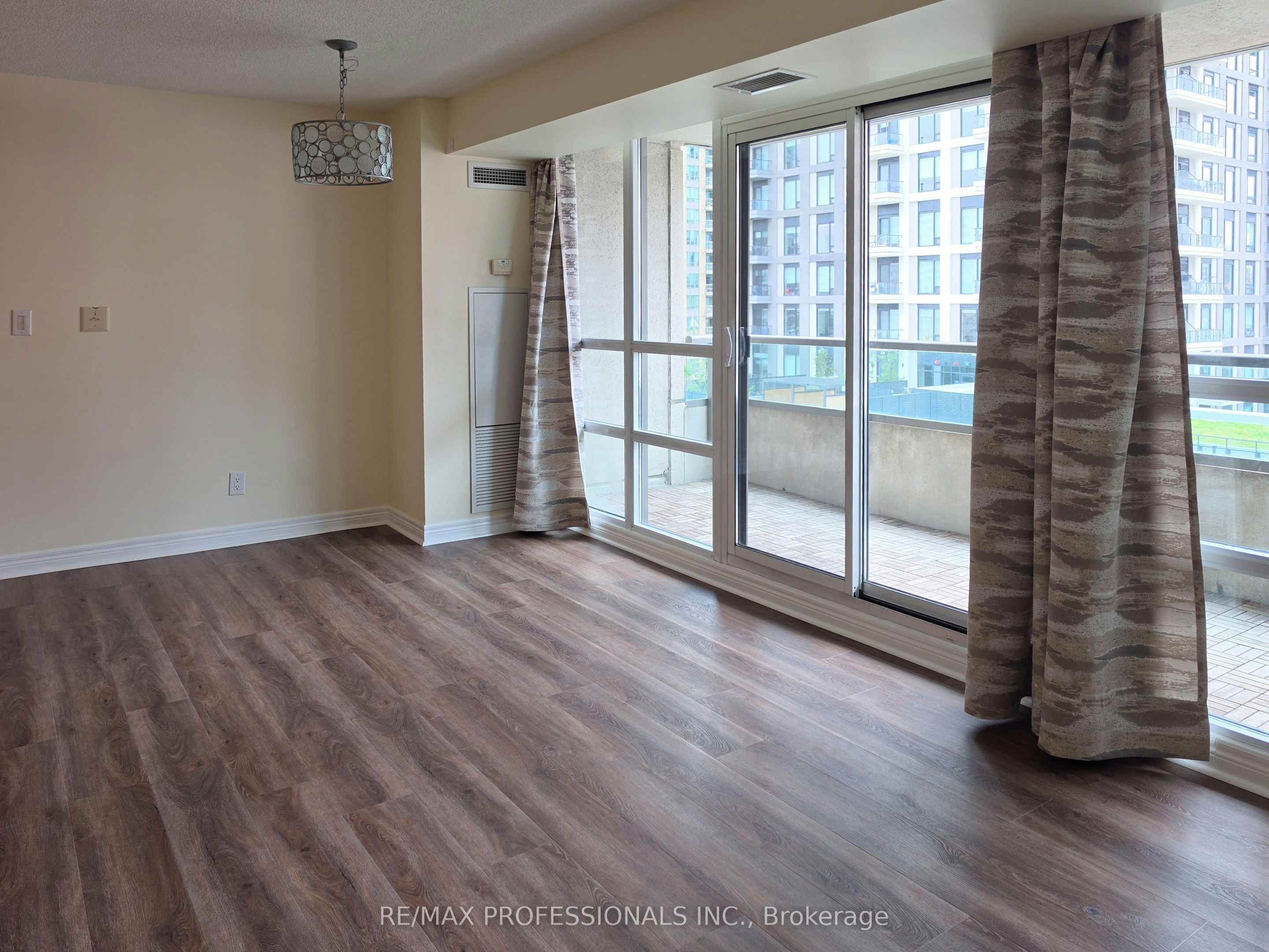 805-208 Enfield Place, Mississauga, ON, L5B 0G8 - 12