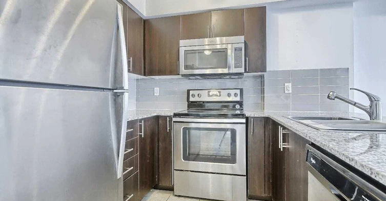 2002-1410 Dupont Street, Toronto, ON, M6H 0B6 - 6
