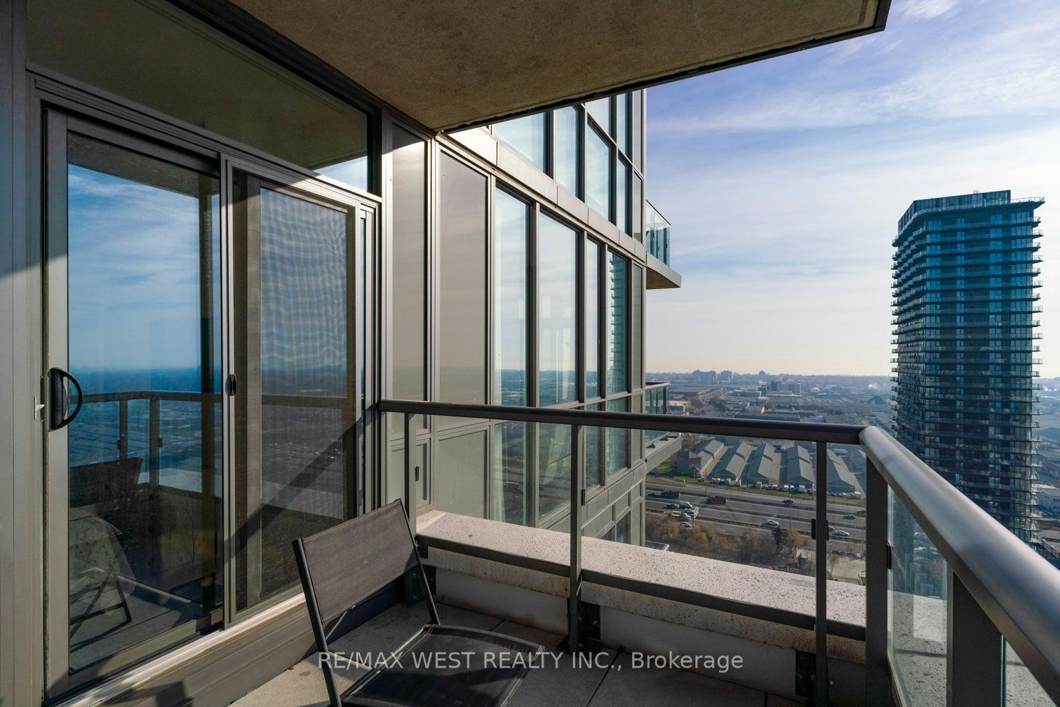 2307-15 Zorra Street, Toronto, ON, M8Z 4Z6 - 34