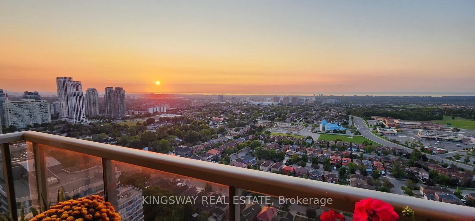 3009-3880 Duke Of York Boulevard, Mississauga, ON, L5B 4M7