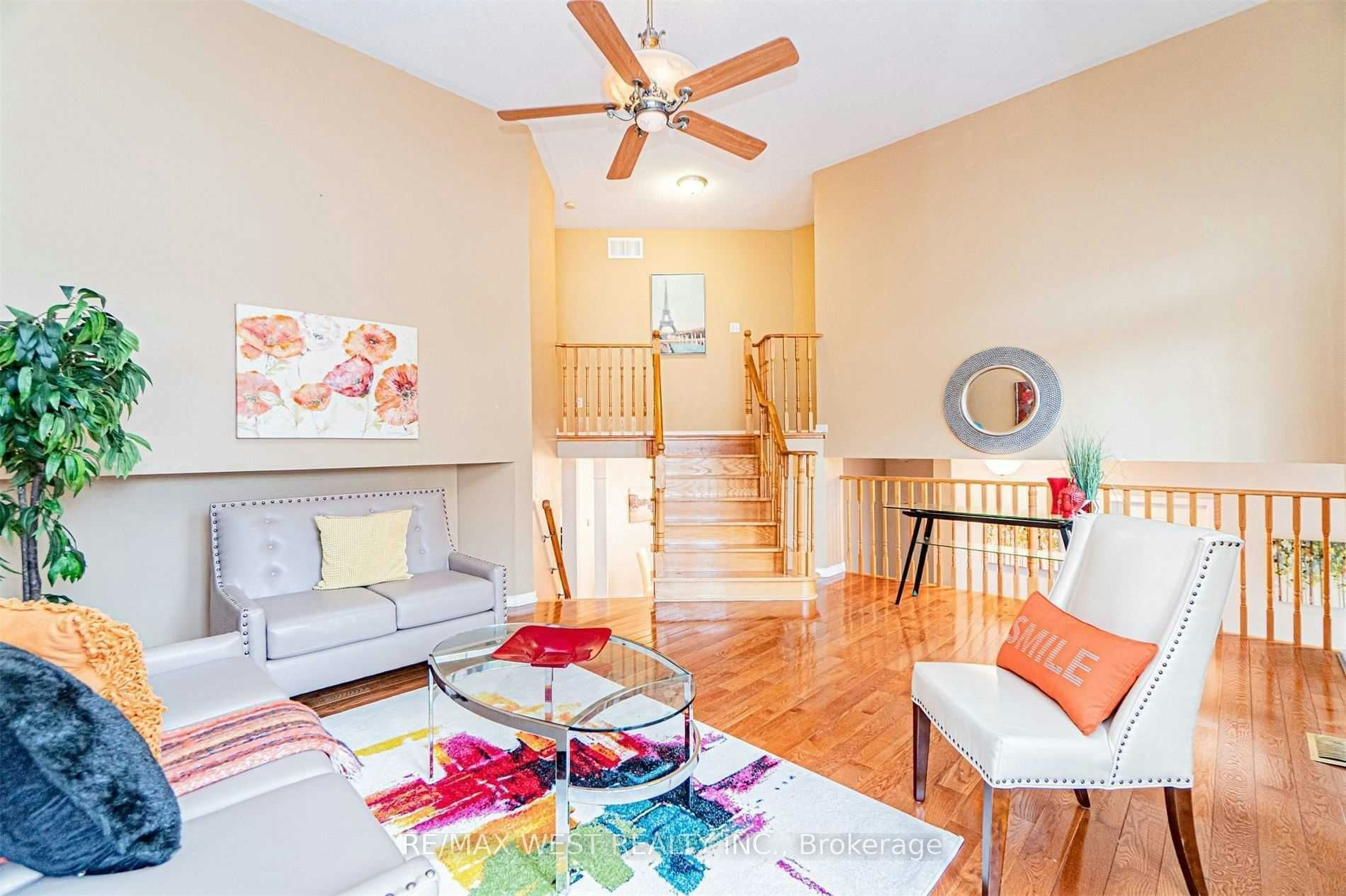37 Charleswood Circle, Brampton, ON, L7A 1Z1 - 2
