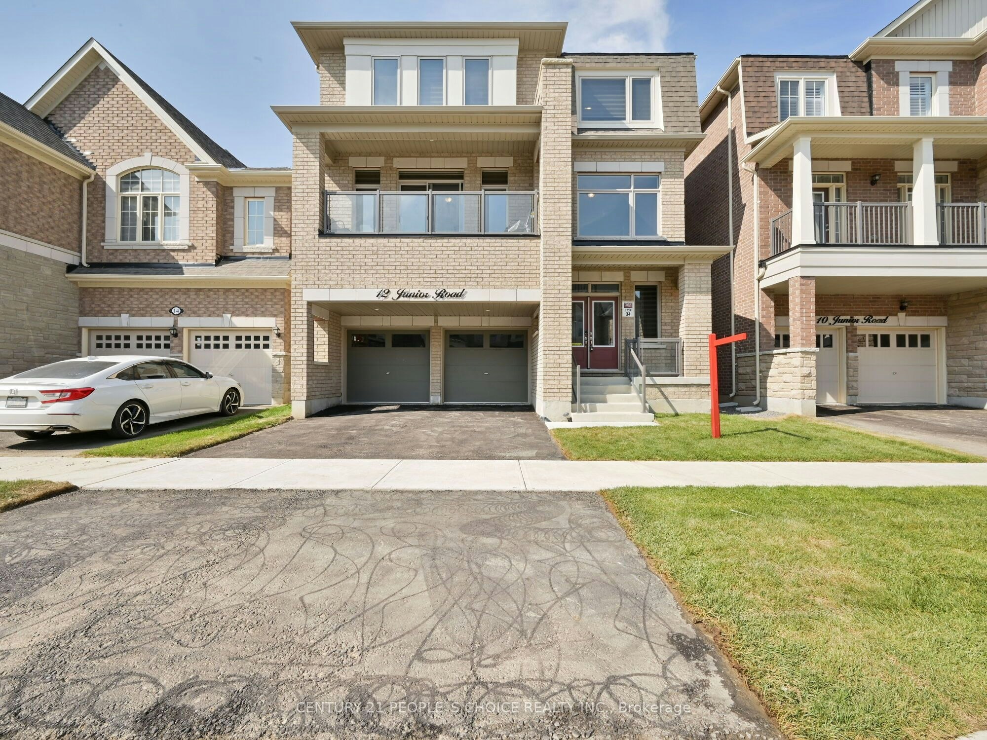12 Junior Road, Brampton, ON, L7A 5J4