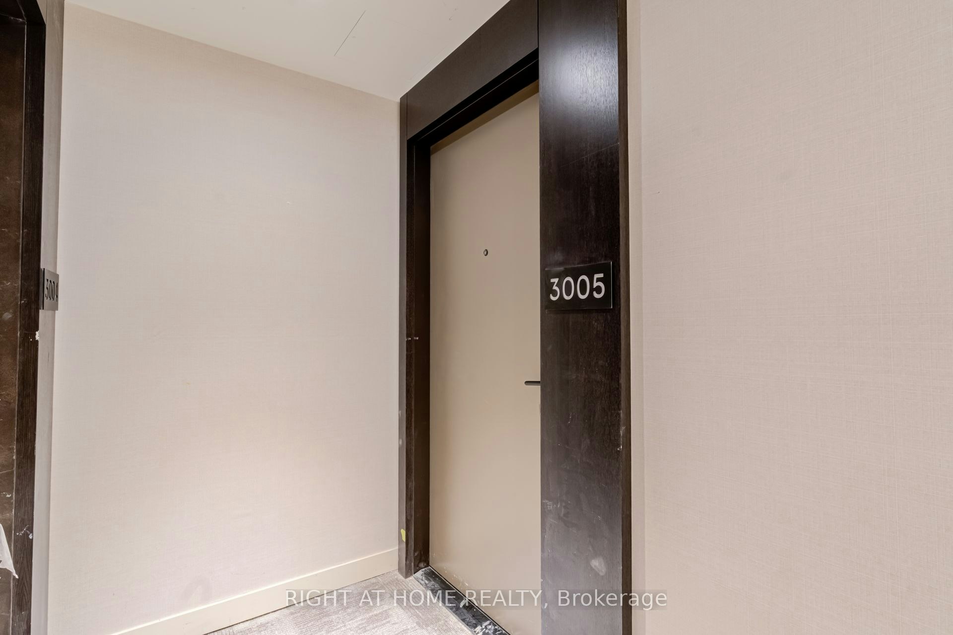 3005-4015 The Exchange N/A, Mississauga, ON, L5B 0N9 - 4