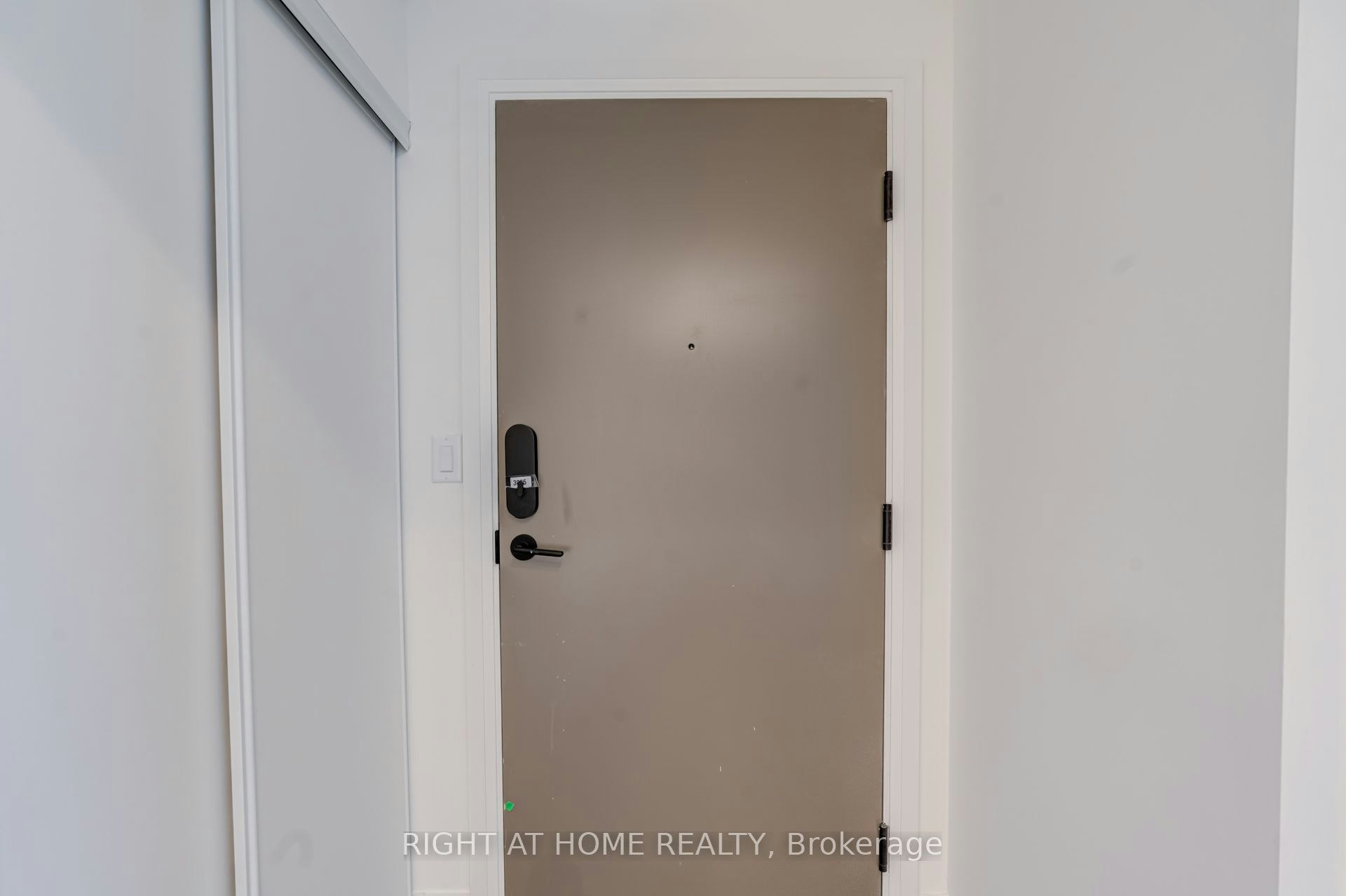 3005-4015 The Exchange N/A, Mississauga, ON, L5B 0N9 - 5
