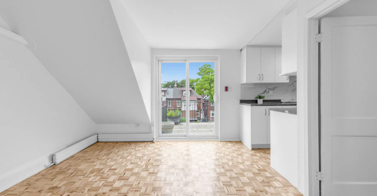 3-43 Highview Crescent, Toronto, ON, M6H 2Y3 - 7