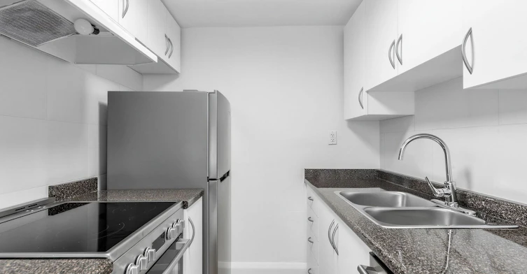 3-43 Highview Crescent, Toronto, ON, M6H 2Y3 - 12