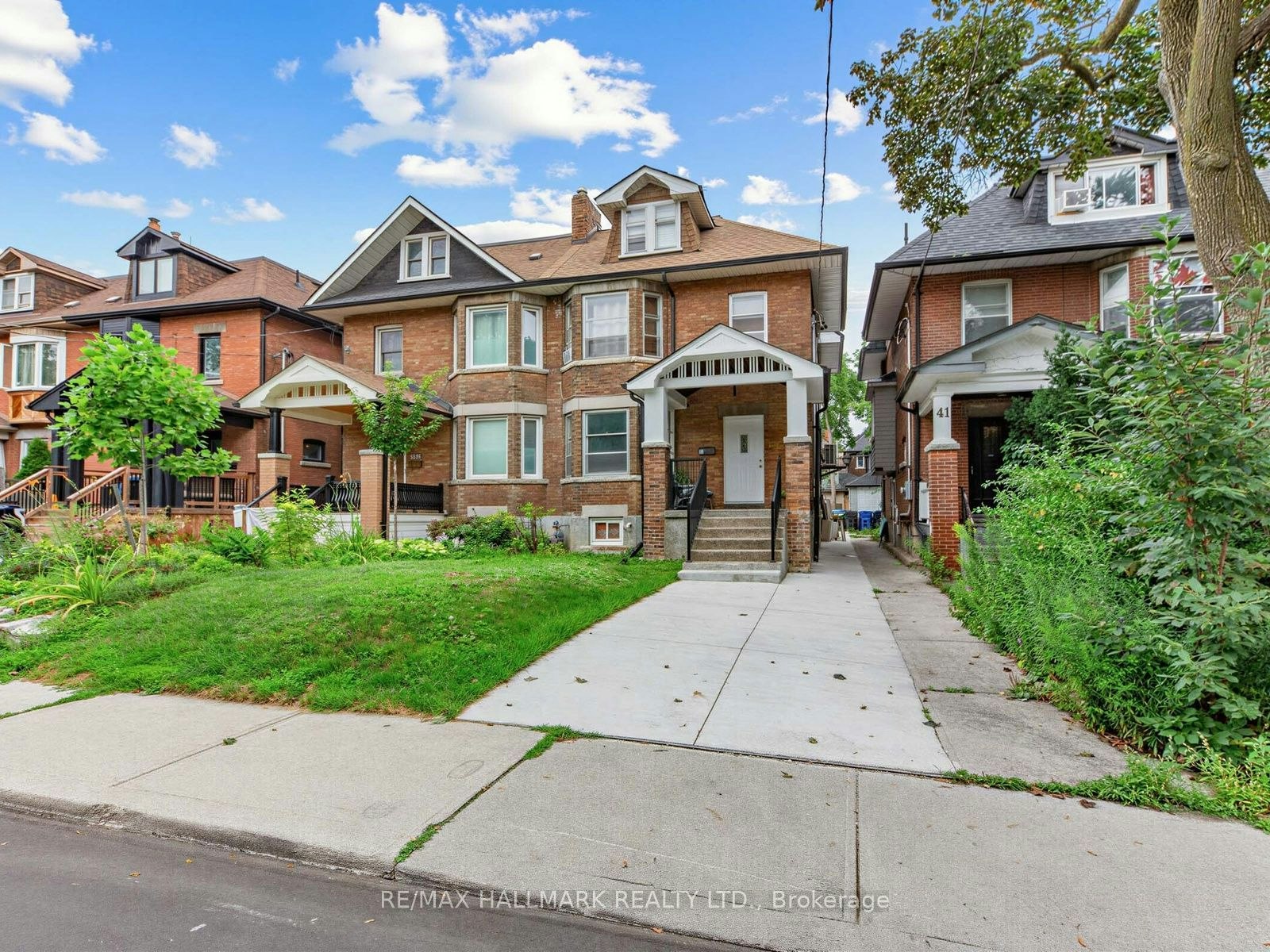3-43 Highview Crescent, Toronto, ON, M6H 2Y3 - 2