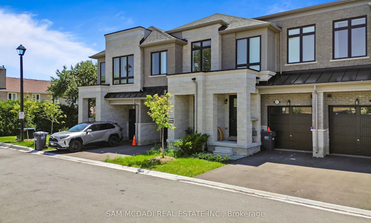 2076 Coppenwood Common