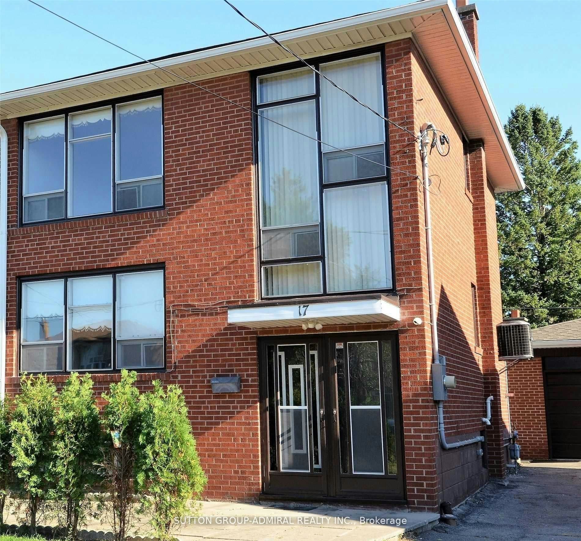 Lower-17 Pamille Place, Toronto, ON, M6M 3A9