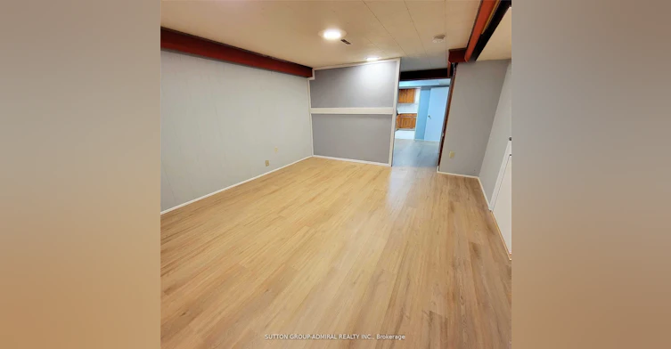 Lower-17 Pamille Place, Toronto, ON, M6M 3A9 - 5