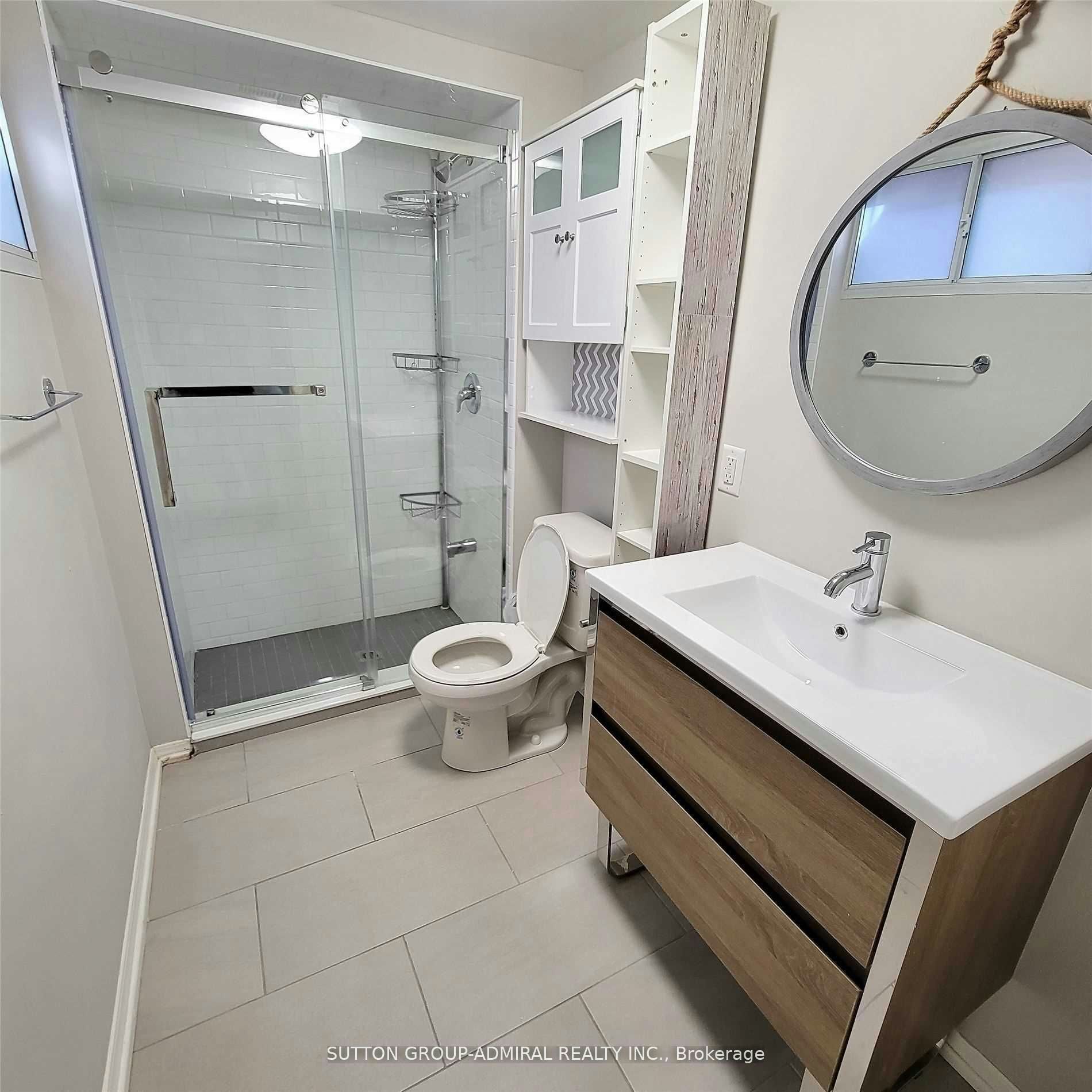 Lower-17 Pamille Place, Toronto, ON, M6M 3A9 - 4