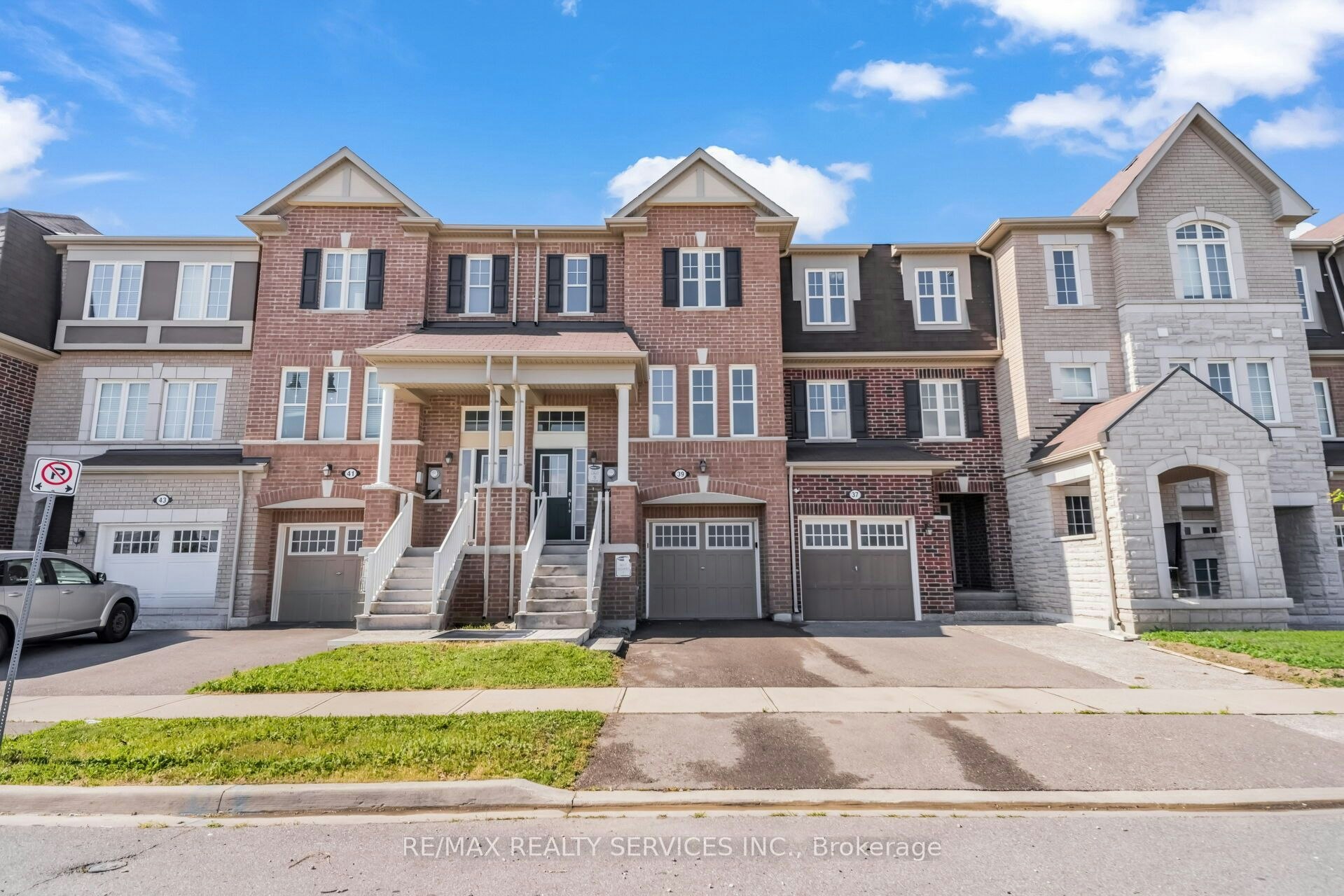 39 Baycliffe Crescent, Brampton, ON, L7A 0S5