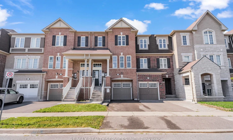 39 Baycliffe Crescent