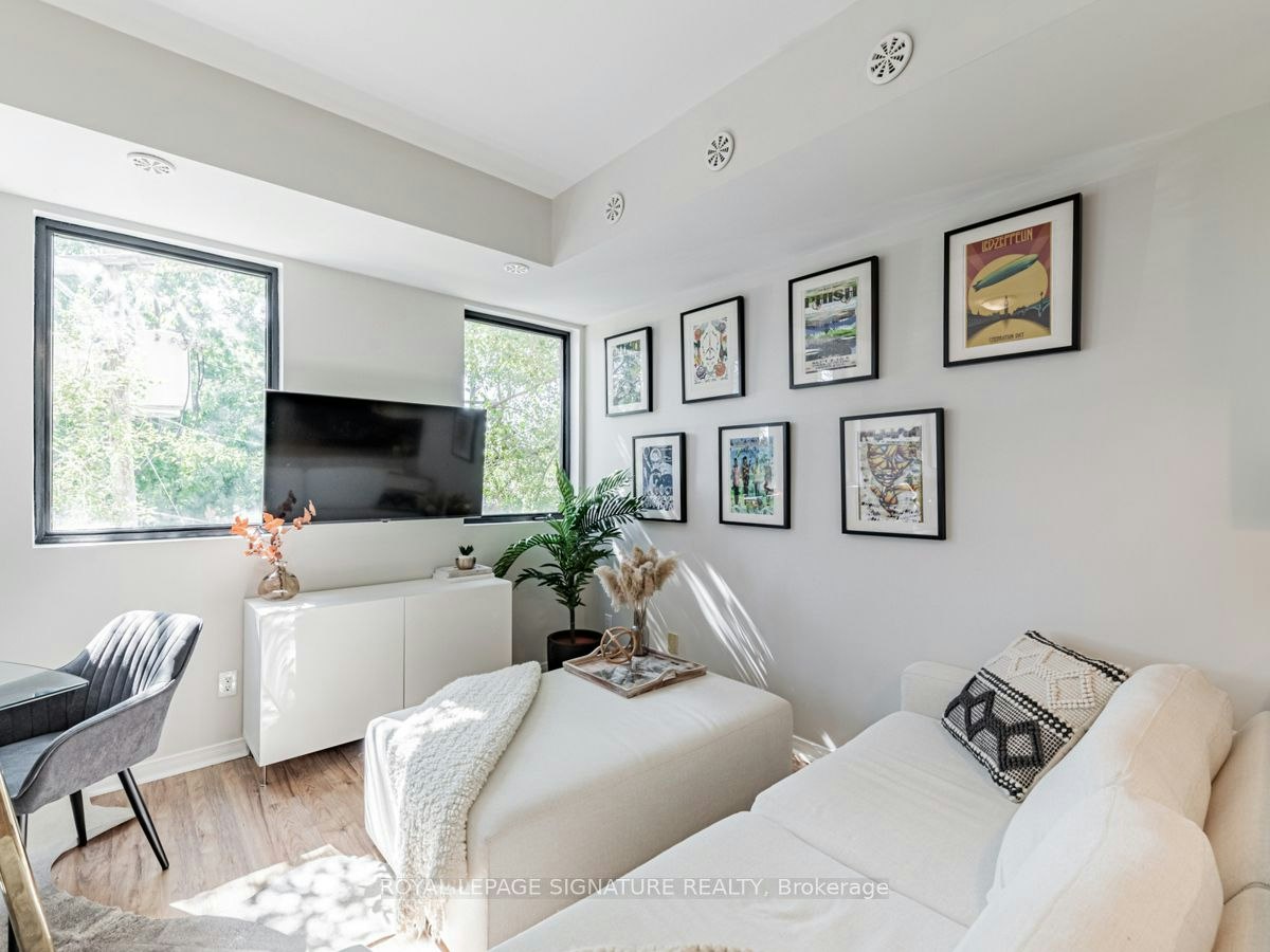 60-68 Winston Park Boulevard, Toronto, ON, M3K 1C3 - 7