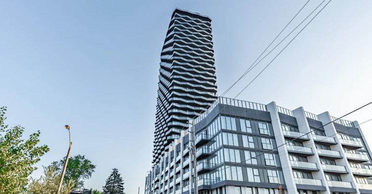 805-36 Zorra Street, Toronto, ON, M8Z 4Z7
