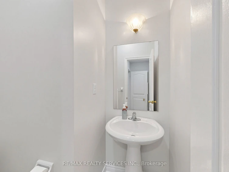 50 Rocky Point Crescent, Brampton, ON, L6V 4R7 - 18