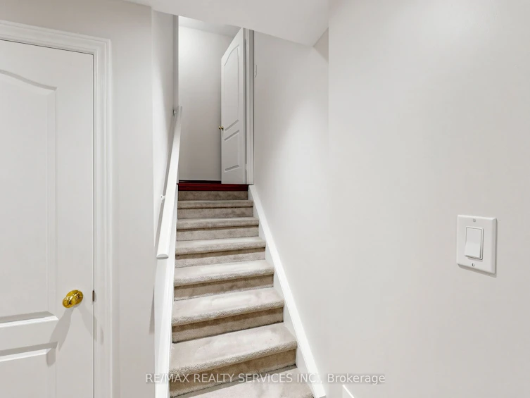 50 Rocky Point Crescent, Brampton, ON, L6V 4R7 - 35