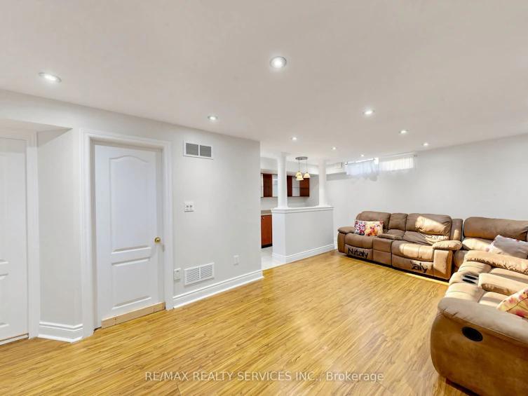 50 Rocky Point Crescent, Brampton, ON, L6V 4R7 - 41