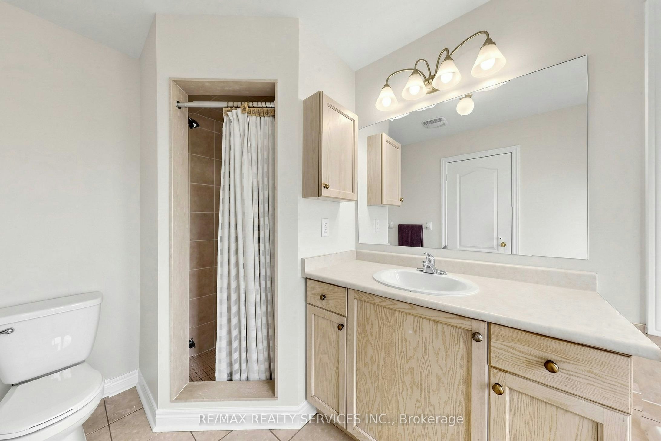 50 Rocky Point Crescent, Brampton, ON, L6V 4R7 - 25