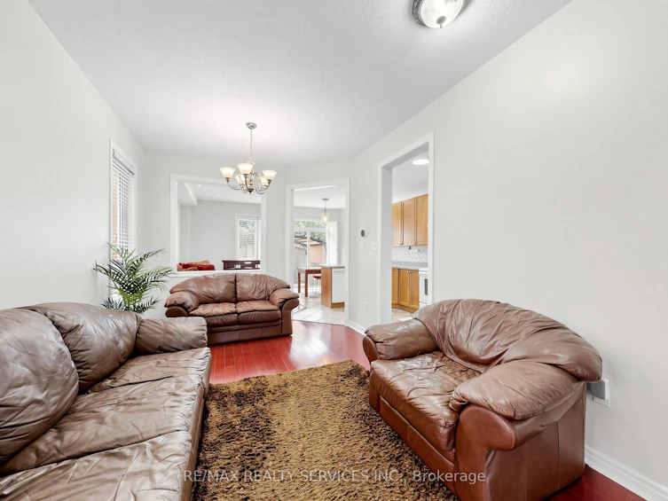 50 Rocky Point Crescent, Brampton, ON, L6V 4R7 - 7