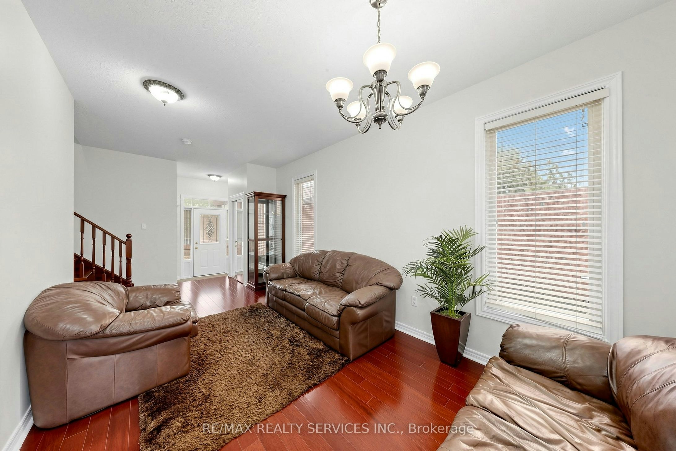 50 Rocky Point Crescent, Brampton, ON, L6V 4R7 - 9