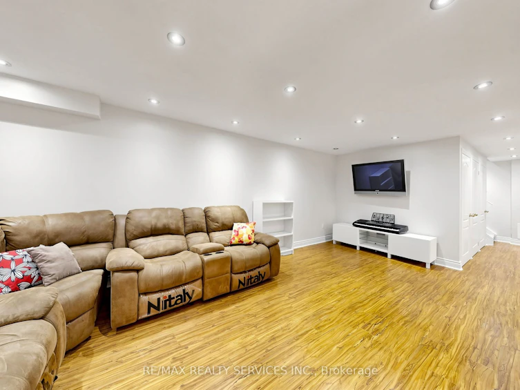 50 Rocky Point Crescent, Brampton, ON, L6V 4R7 - 40