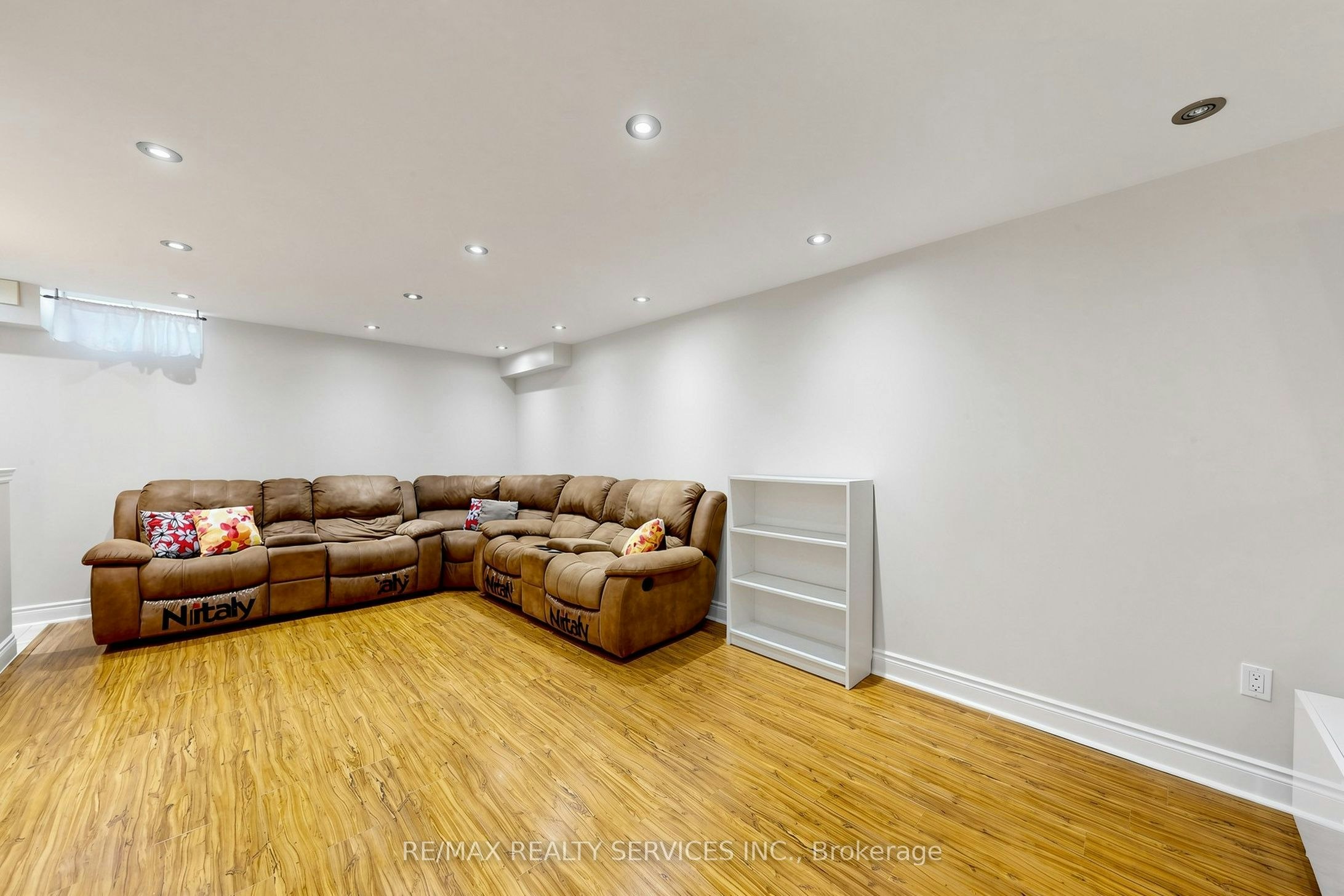 50 Rocky Point Crescent, Brampton, ON, L6V 4R7 - 39