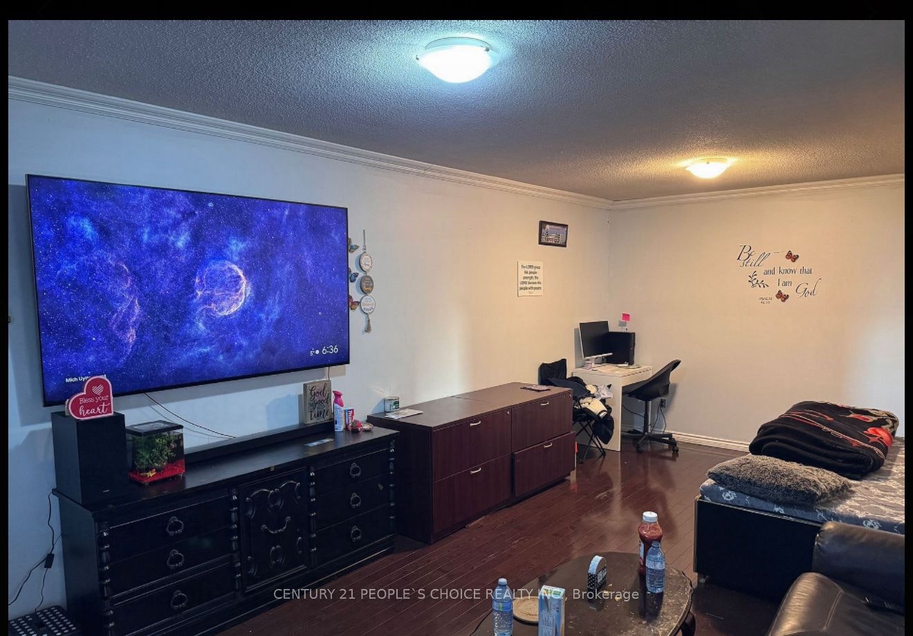 7221 Sigsbee Drive, Mississauga, ON, L4T 3L6 - 2