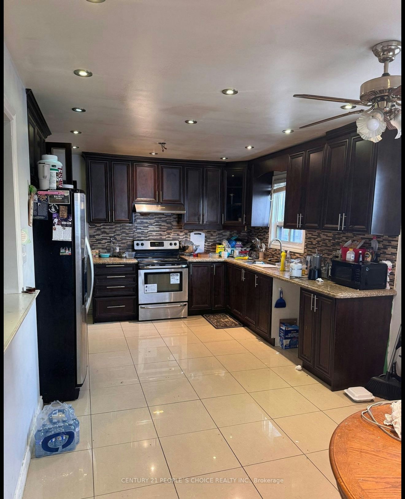 7221 Sigsbee Drive, Mississauga, ON, L4T 3L6 - 3