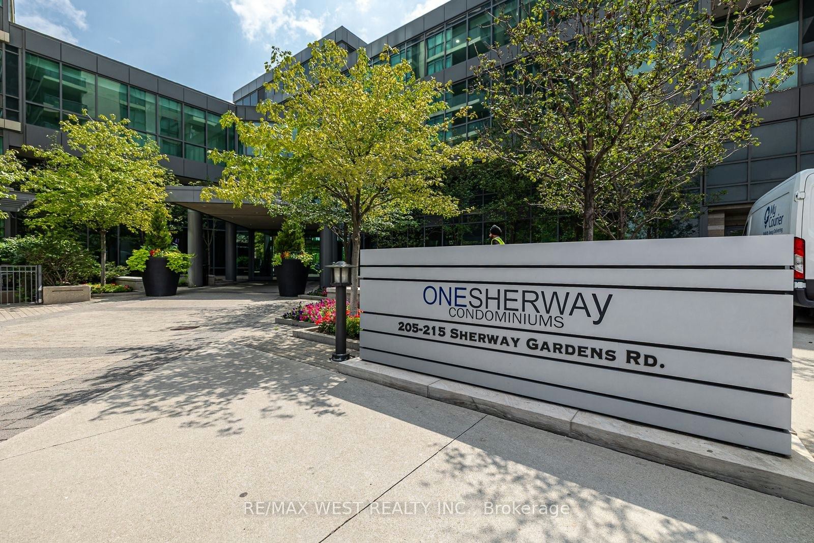 212-215 Sherway Gardens Road, Toronto, ON, M9C 0A4 - 3