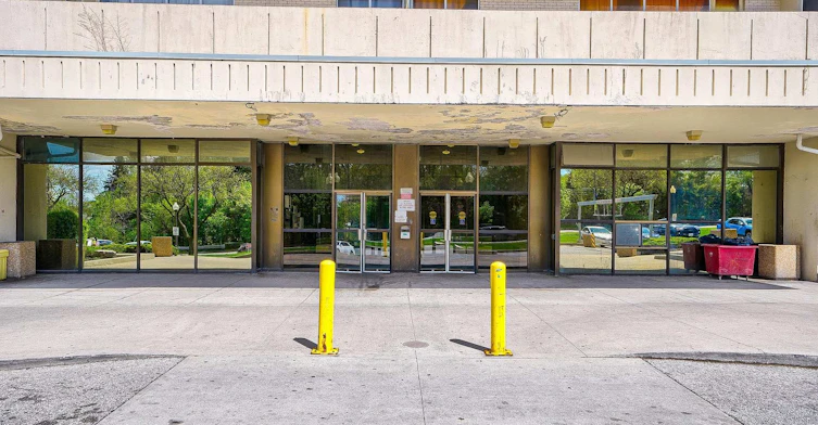 501-2000 Sheppard Avenue W, Toronto, ON, M3N 1A2 - 4
