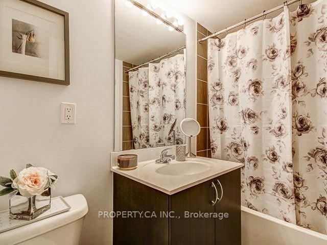 702-15 Sousa Mendes Street, Toronto, ON, M6P 0A9 - 19