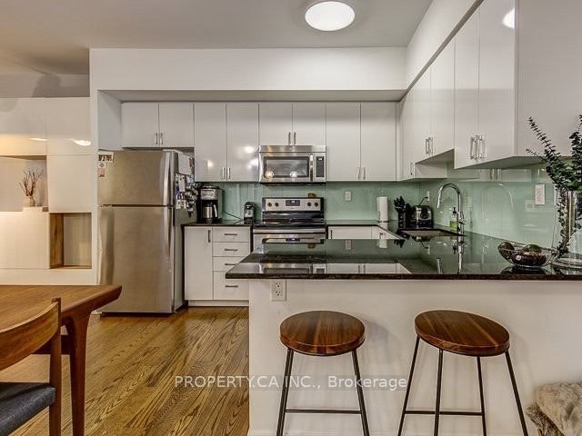702-15 Sousa Mendes Street, Toronto, ON, M6P 0A9 - 10