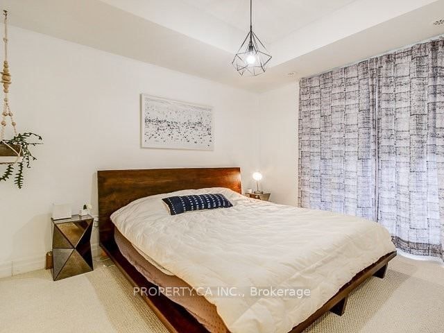 702-15 Sousa Mendes Street, Toronto, ON, M6P 0A9 - 21