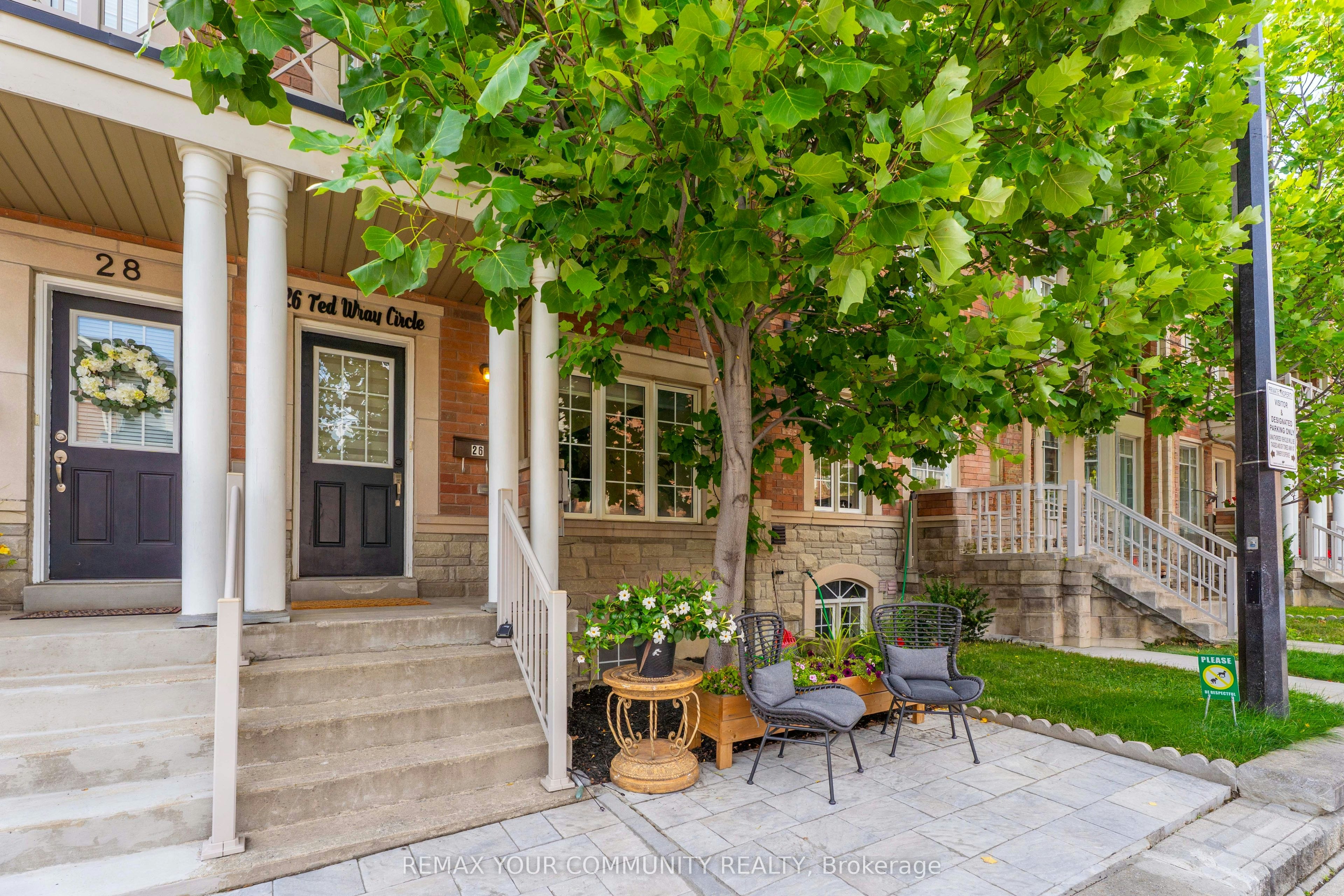 26 Ted Wray Circle, Toronto, ON, M3L 0G5
