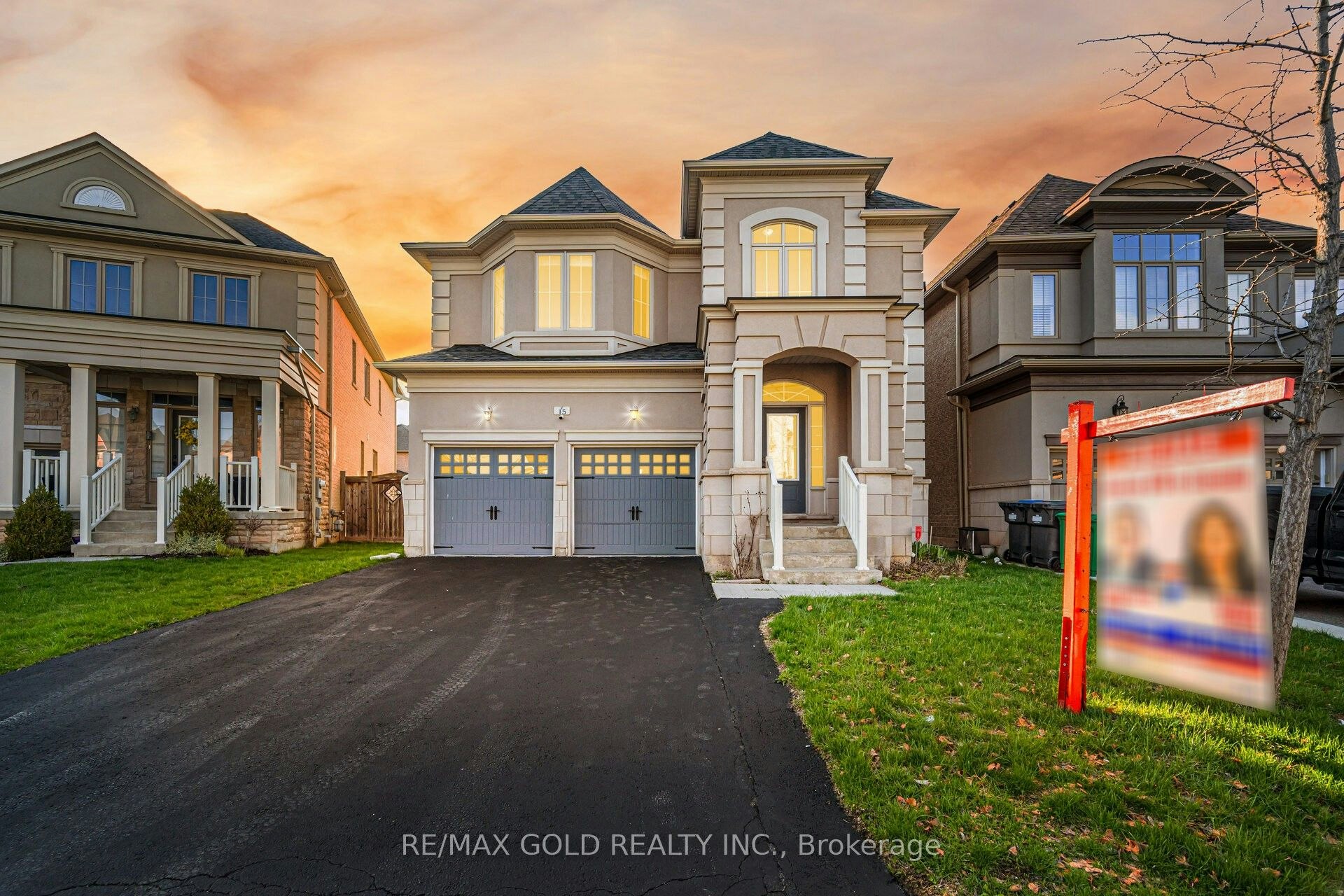15 Junetown Circle, Brampton, ON, L6X 0X7