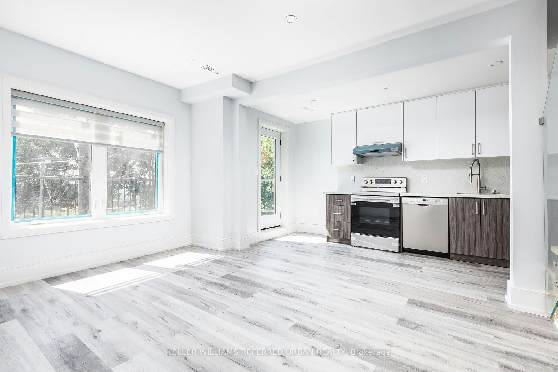 3-1588 King Street W, Toronto, ON, M6K 1J7 - 2