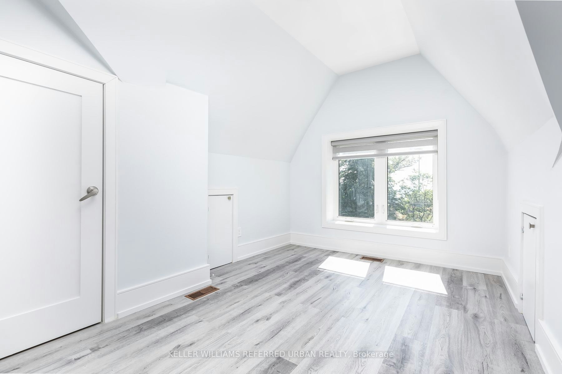 3-1588 King Street W, Toronto, ON, M6K 1J7 - 6