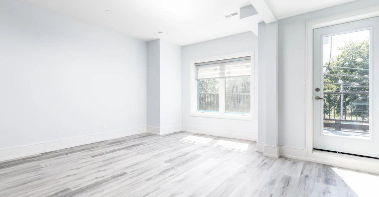 3-1588 King Street W, Toronto, ON, M6K 1J7 - 4